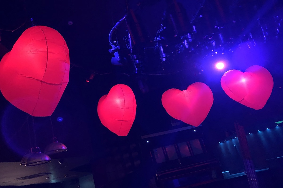 Love Party, Love event, love theme, giant inflatable hearts, inflatable hearts, valentine party, valentine theme, club valentine, love theme, valentine party, love takes over.